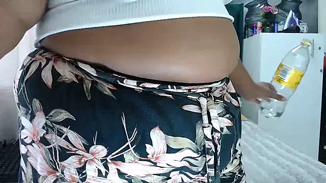 GaggingQueenxx online show from September 2025 10:42:01 AM