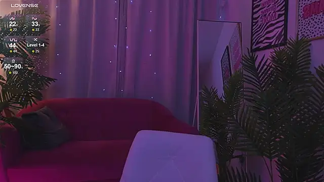 Snapshot of Mia__Peach chatting on March 2025 09:14:02 PM Mia Peach online show from March 2025 09:14:02 PM