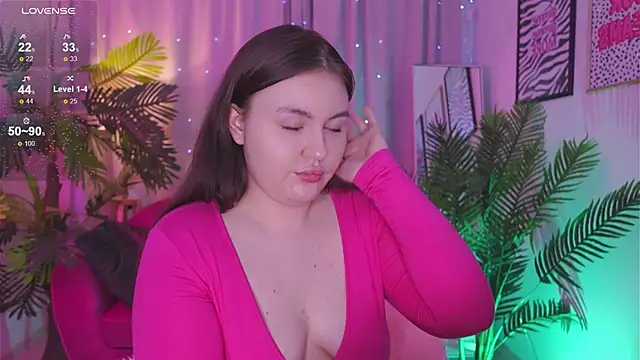 Snapshot of Mia__Peach chatting on March 2025 12:12:01 AM Mia Peach online show from March 2025 12:12:01 AM