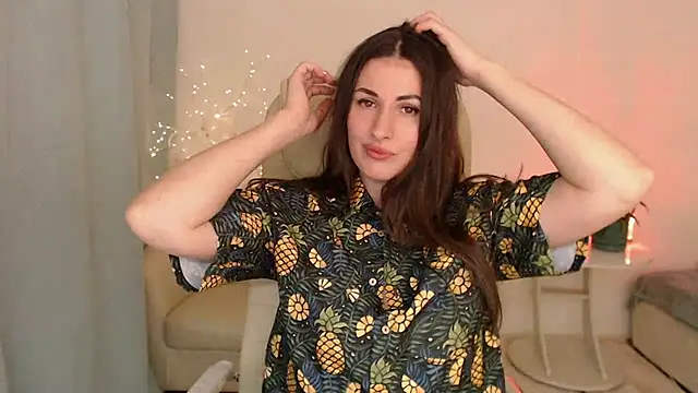 Snapshot of MaryMalory11 chatting on February 2025 02:46:02 PM MaryMalory11 online show from February 2025 02:46:02 PM