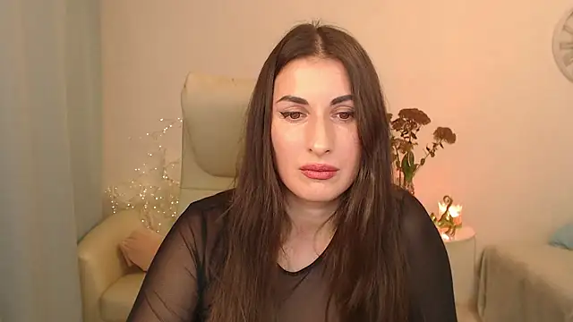 Snapshot of MaryMalory11 chatting on November 2025 05:26:01 PM MaryMalory11 online show from November 2025 05:26:01 PM