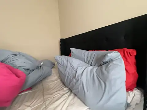 Snapshot of Badgirlbrittt chatting on February 2025 10:20:01 PM Badgirlbrittt online show from February 2025 10:20:01 PM