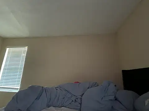 Snapshot of Badgirlbrittt chatting on February 2025 09:33:02 PM Badgirlbrittt online show from February 2025 09:33:02 PM