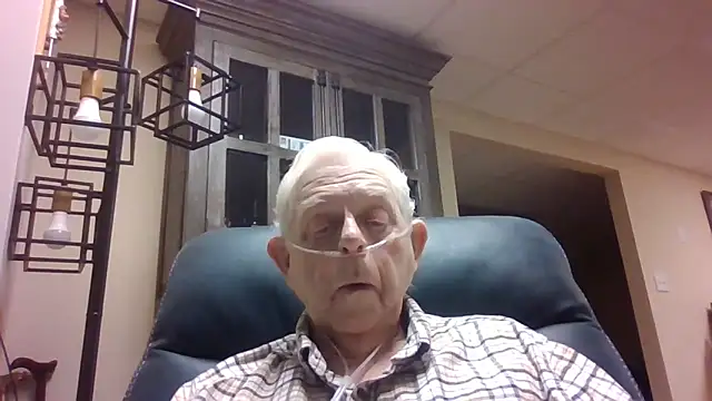 Snapshot of bootlegmanz chatting on December 2025 11:28:02 AM bootlegmanz online show from December 2025 11:28:02 AM