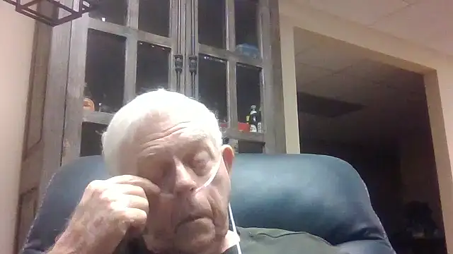 Snapshot of bootlegmanz chatting on January 2026 05:15:01 PM bootlegmanz online show from January 2026 05:15:01 PM