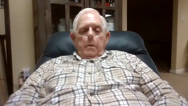 Snapshot of bootlegmanz chatting on January 2026 11:10:01 PM bootlegmanz online show from January 2026 11:10:01 PM