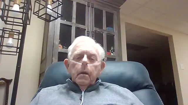 Snapshot of bootlegmanz chatting on January 2026 07:23:01 PM bootlegmanz online show from January 2026 07:23:01 PM