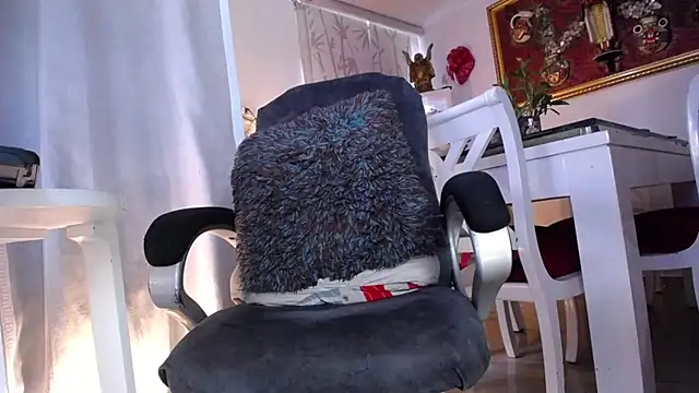 Snapshot of camilasexy111 chatting on February 2025 01:20:01 PM camilasexy111 online show from February 2025 01:20:01 PM