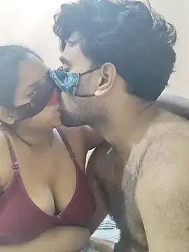 IND COUPLE1 online show from December 2024 11:09:01 PM