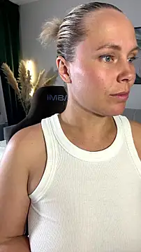 Charming Daphny online show from July 2026 11:05:02 AM
