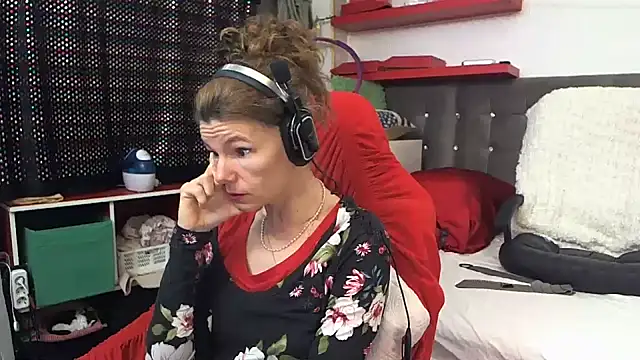 kellyterapy online show from February 2025 09:32:01 PM