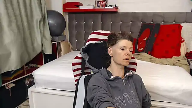 kellyterapy online show from May 2026 12:07:01 AM