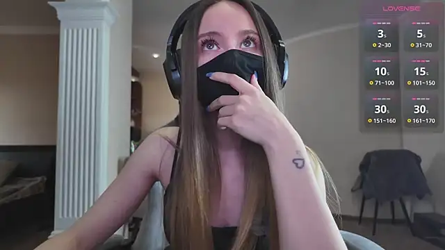 CreamAssk online show from April 2026 12:14:01 PM