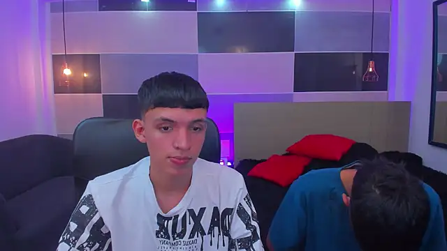 Juan Nd Steven online show from February 2025 04:14:02 AM