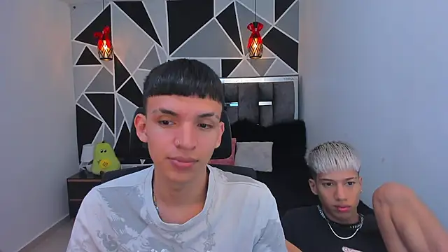 Juan Nd Steven online show from April 2026 11:42:01 AM