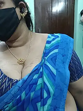 Snapshot of ashikaa_r chatting on June 2026 05:48:02 PM ashikaa r online show from June 2026 05:48:02 PM