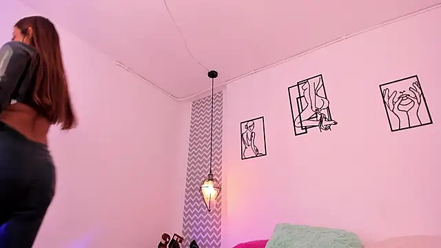 ari amisi online show from February 2026 05:11:01 PM