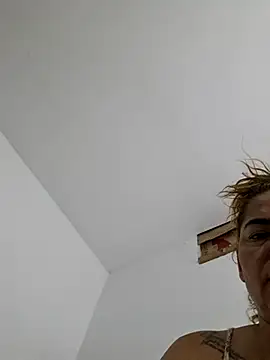 Snapshot of mirand_zackyx chatting on September 2025 02:22:02 AM mirand zackyx online show from September 2025 02:22:02 AM