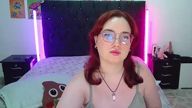 Snapshot of AndrewAnndCherry chatting on November 2025 11:04:02 PM AndrewAnndCherry online show from November 2025 11:04:02 PM