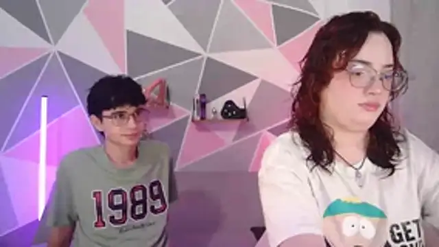 Snapshot of AndrewAnndCherry chatting on November 2025 12:35:02 AM AndrewAnndCherry online show from November 2025 12:35:02 AM