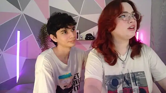 Snapshot of AndrewAnndCherry chatting on December 2025 12:15:02 AM AndrewAnndCherry online show from December 2025 12:15:02 AM