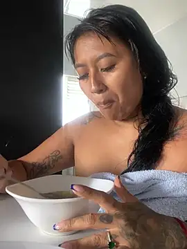 Snapshot of luisa16xxx chatting on January 2025 09:29:01 PM luisa16xxx online show from January 2025 09:29:01 PM