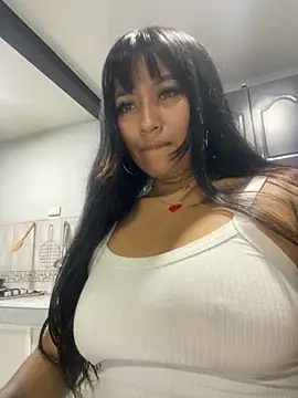 Snapshot of luisa16xxx chatting on February 2025 12:22:02 AM luisa16xxx online show from February 2025 12:22:02 AM