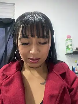 Snapshot of luisa16xxx chatting on February 2025 11:13:02 PM luisa16xxx online show from February 2025 11:13:02 PM