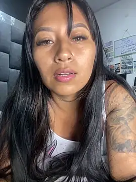 Snapshot of luisa16xxx chatting on March 2025 09:48:01 PM luisa16xxx online show from March 2025 09:48:01 PM