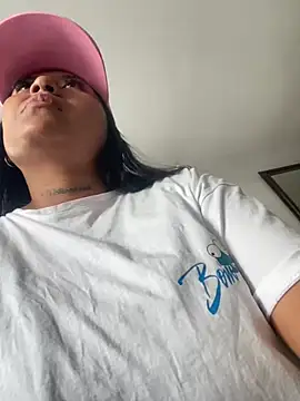 Snapshot of luisa16xxx chatting on March 2025 09:31:02 PM luisa16xxx online show from March 2025 09:31:02 PM