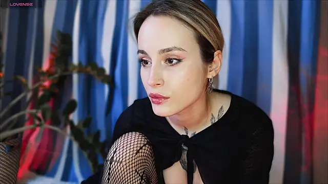 Snapshot of aviva_faith chatting on December 2025 05:08:02 PM aviva faith online show from December 2025 05:08:02 PM