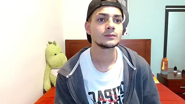 Snapshot of Jeffstyle18 chatting on October 2025 12:07:01 AM Jeffstyle18 online show from October 2025 12:07:01 AM