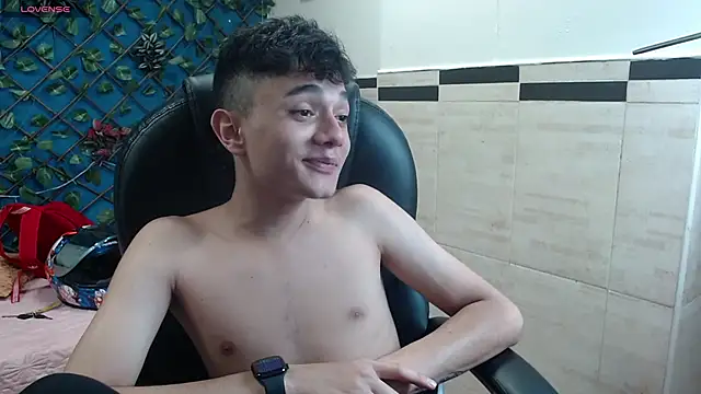 Waturox online show from October 2025 07:16:01 PM