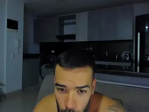 Snapshot of Alexander_Martines chatting on November 2025 10:54:02 PM Alexander Martines online show from November 2025 10:54:02 PM