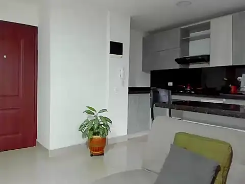 Snapshot of Alexander_Martines chatting on December 2025 10:30:02 PM Alexander Martines online show from December 2025 10:30:02 PM