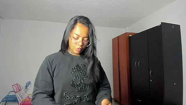 Snapshot of nicole_volkov chatting on February 2025 01:32:01 AM nicole volkov online show from February 2025 01:32:01 AM