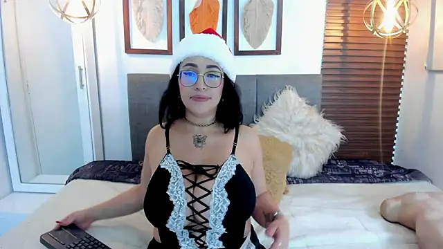 Snapshot of Scarleth_swann chatting on December 2025 12:12:02 PM Scarleth swann online show from December 2025 12:12:02 PM