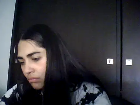 Snapshot of Charlotte_cute18 chatting on December 2024 06:27:02 PM Charlotte cute18 online show from December 2024 06:27:02 PM