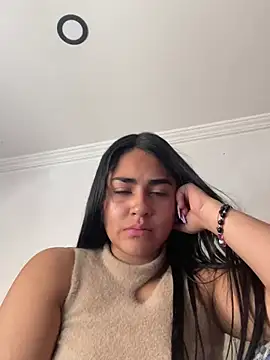 Snapshot of Charlotte_cute18 chatting on December 2024 05:14:02 PM Charlotte cute18 online show from December 2024 05:14:02 PM