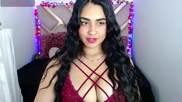 Snapshot of Charlotte_cute18 chatting on March 2025 05:24:02 AM Charlotte cute18 online show from March 2025 05:24:02 AM