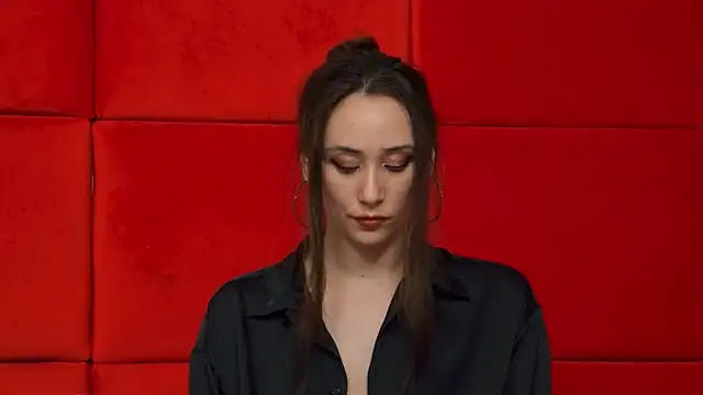 AliceMunro online show from February 2025 12:54:02 AM