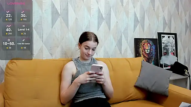 Stacey Brown online show from December 2024 05:18:01 AM