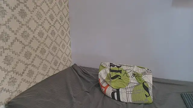 Chantal taylor  online show from February 2025 06:15:02 PM