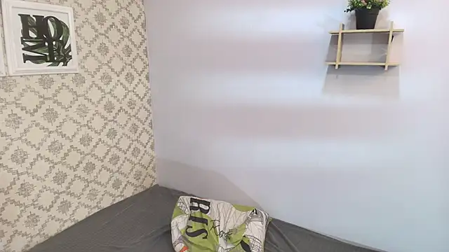 Chantal taylor  online show from February 2025 06:30:02 PM