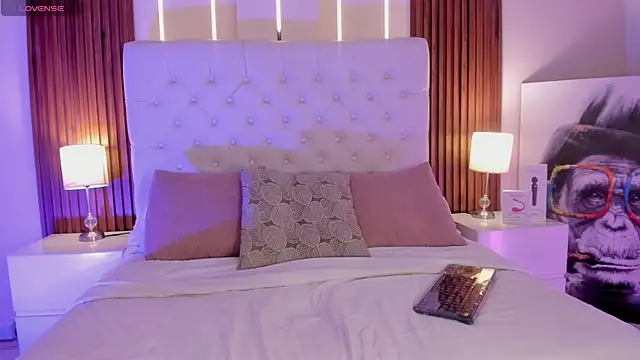 vega roux online show from November 2025 07:29:01 AM