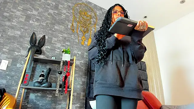 Snapshot of JuliaRose_ks chatting on November 2025 07:25:02 PM JuliaRose ks online show from November 2025 07:25:02 PM