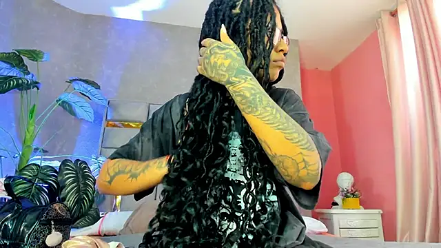 Snapshot of JuliaRose_ks chatting on November 2025 12:16:02 PM JuliaRose ks online show from November 2025 12:16:02 PM