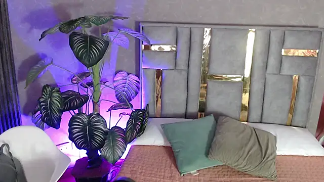 Snapshot of JuliaRose_ks chatting on December 2025 11:19:01 AM JuliaRose ks online show from December 2025 11:19:01 AM