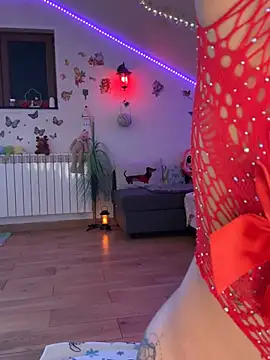 SelenaBee online show from July 2026 09:34:02 AM