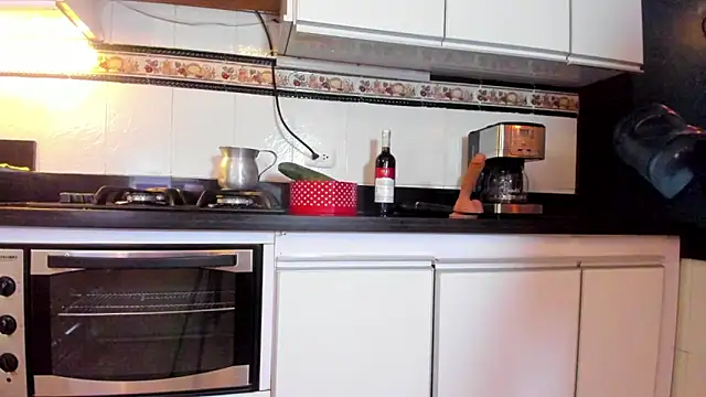 Snapshot of Hotsamantamature chatting on February 2025 08:07:02 PM Hotsamantamature online show from February 2025 08:07:02 PM